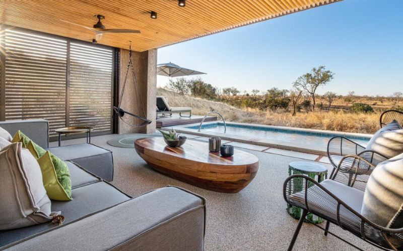 Sabi Sabi Earth Lodge, a wonderful, luxurious safari lodge.