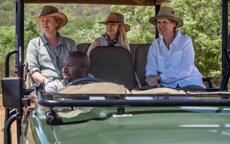 Clothing for a Game Reserve safari, layers and hats is a must for Safari dressing South Africa.