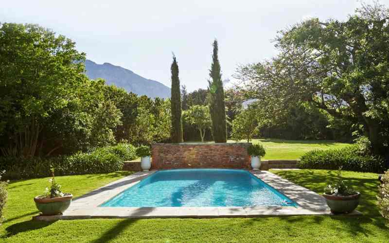 La Clé Manoir Villa- the pool with a view.